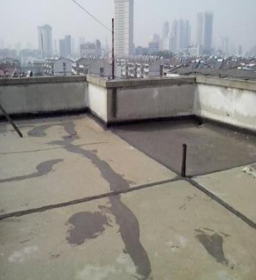 易县漏水维修 楼顶漏水是什么原因，楼顶漏水维修方法是什么?